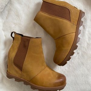 Sorel Joan of Arctic wedge bootie